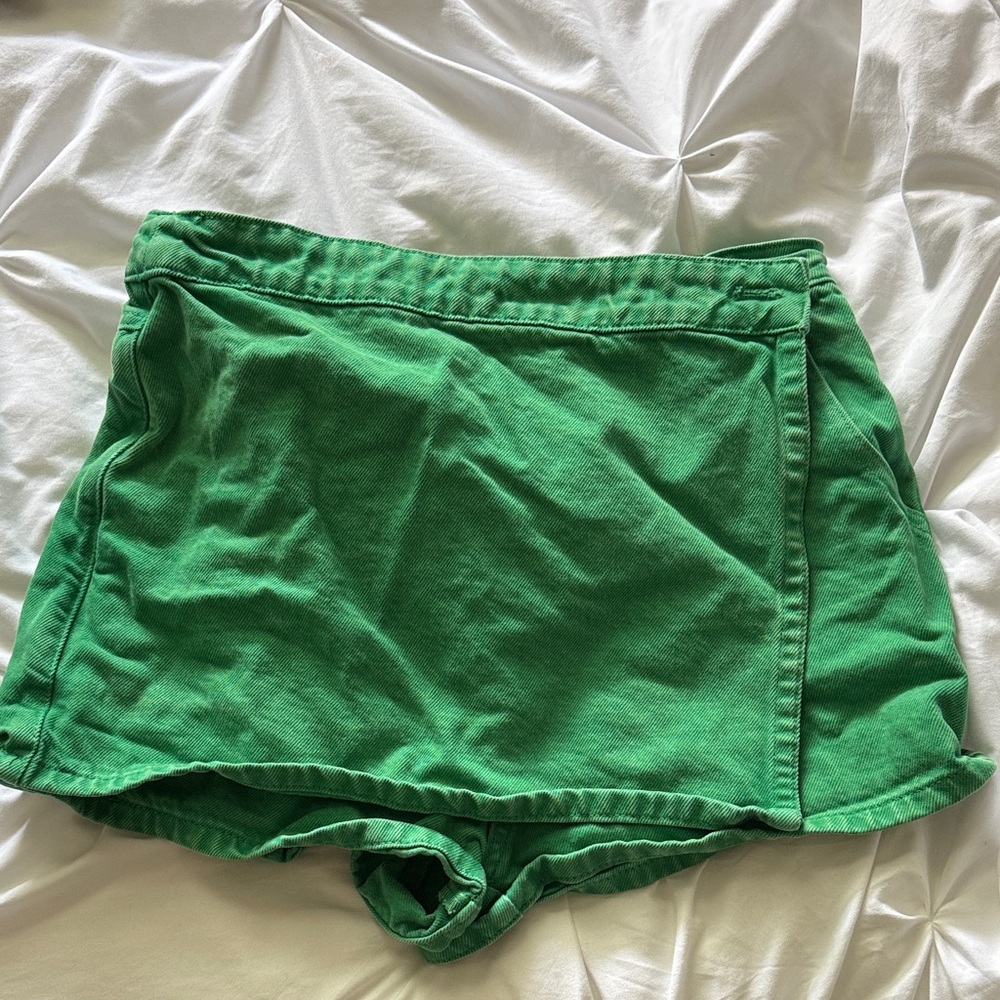 GREY LAB Vibrant Green Women's Skorts